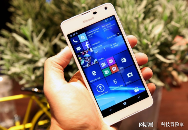 windows7系统怎么设置屏保密码忘了怎么办微软终止对Windows 10 Mobile的支持,之后将不会有任何安全更新