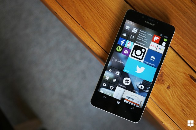 Windows 10 Mobile 