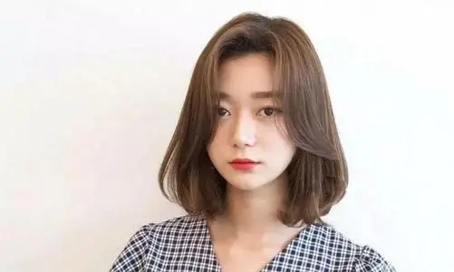 发型屋怎么拍照换发型 发型屋怎么换发型