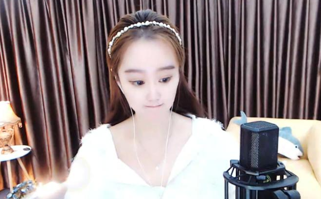 YY(歪歪)新人主播如何获得推荐位？