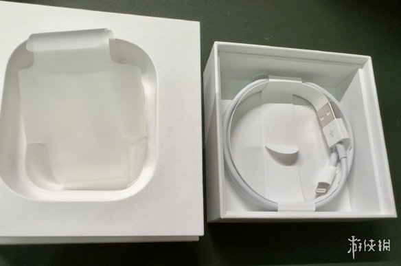 苹果耳机盒子不要丢 苹果耳机盒子里有数据线吗