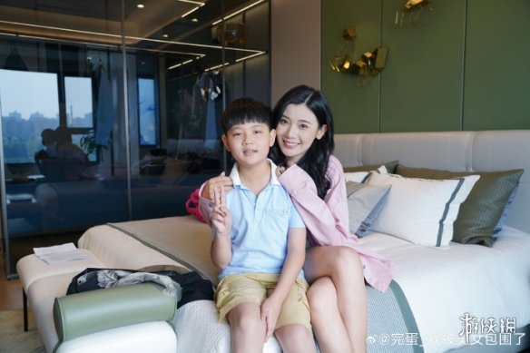 浩浩妈妈是谁